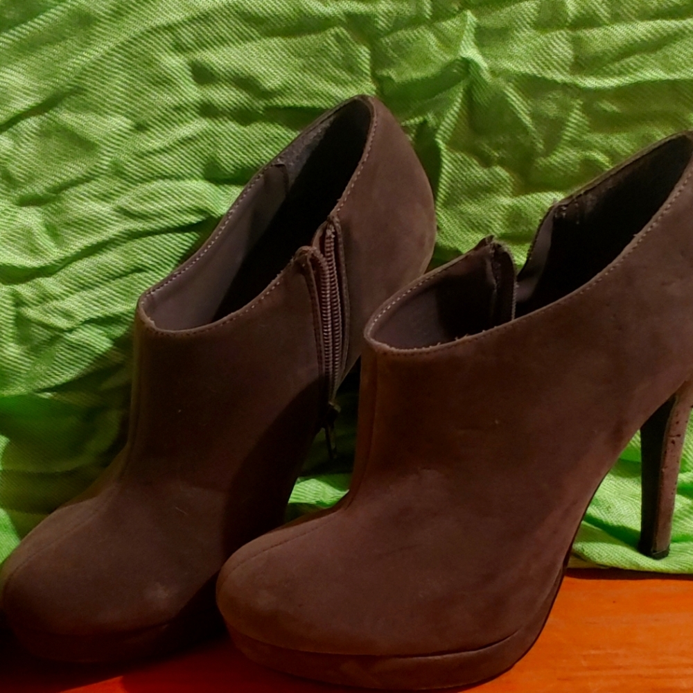 Grey heeled booties